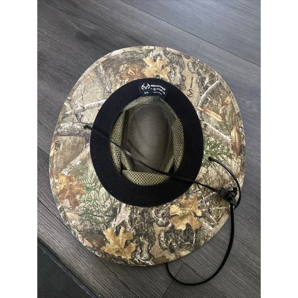 Real Tree Camo Bucket Cap Hat Vented Men's Sz S/M Realtree